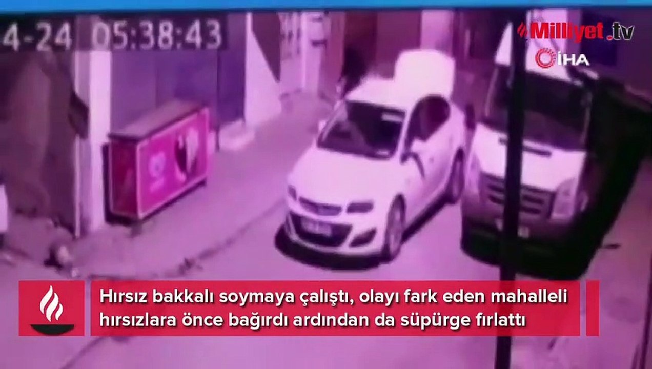 Hırsızlara balkondan süpürge fırlattı
