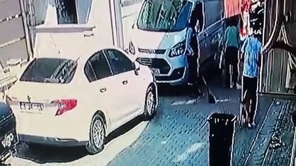 İstanbul'da yine pitbull dehşeti! Genç kadın canını hiçe sayıp pitbullu böyle durdurdu