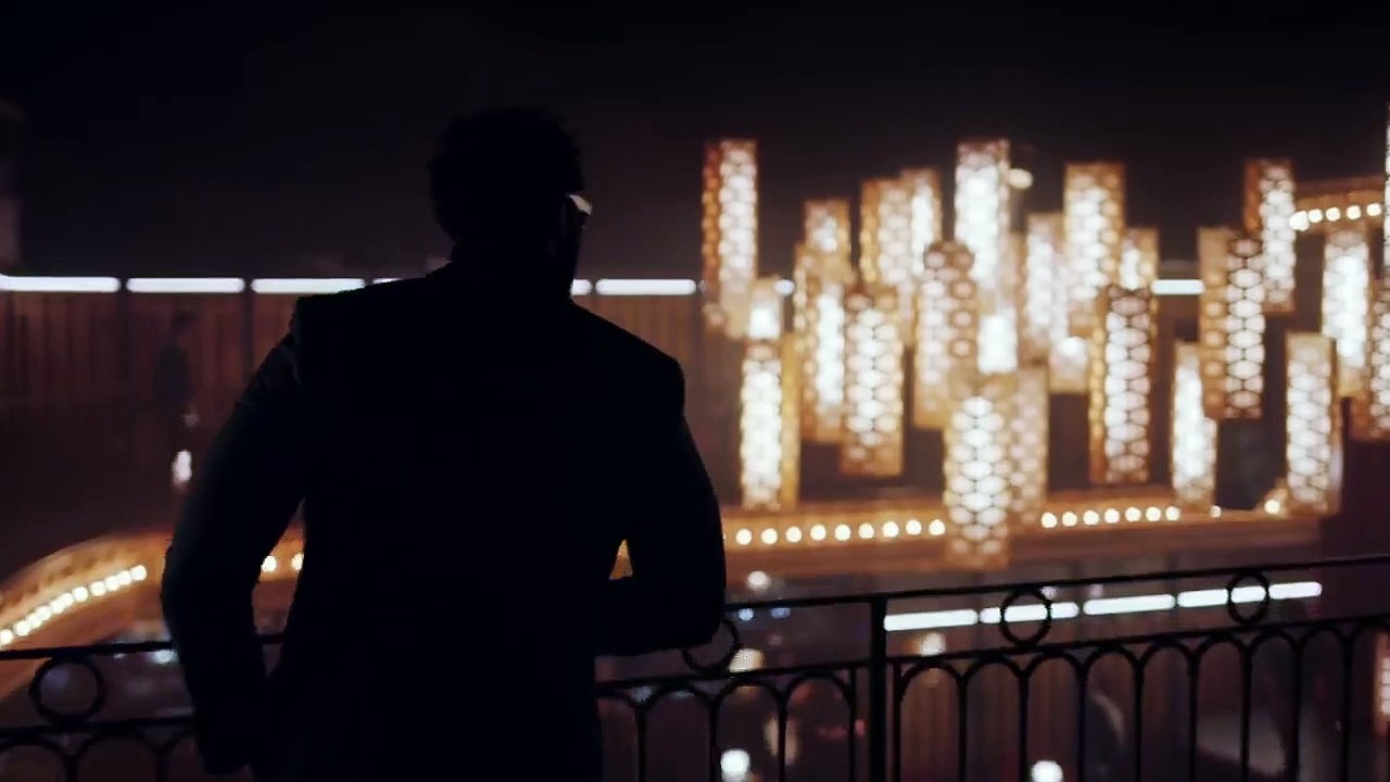 Le clip du titre 911 de Damso. Le rappeur annonce une grande tournée.