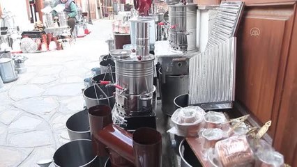 "Tenekeci Durmuş", mesleğin yok olmasından endişe ediyor