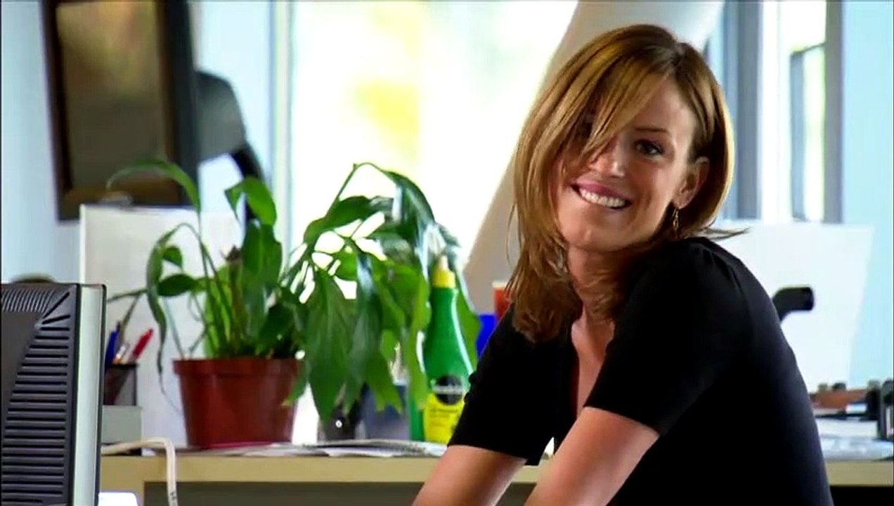 Command & Conquer: Red Alert 3 - Uprising Flair vs. Bear