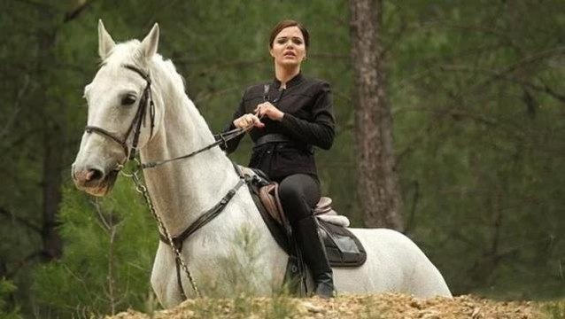 Bir Zamanlar Çukurova bu akşam sevenleriyle buluşuyor! Züleyha'dan beklenmedik hamle, Çolak köşeye sıkışıyor!