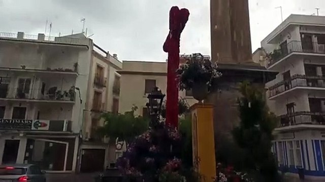 Una intensa granizada para inaugurar las cruces de mayo