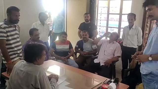अघोषित विद्युत कटौती से ग्रामीण परेशान