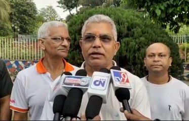 "কেন্দ্রীয় সরকার প্রয়োজনের থেকে বেশি দিচ্ছে।" মমতার মন্তব্যের পাল্টা দিলীপ