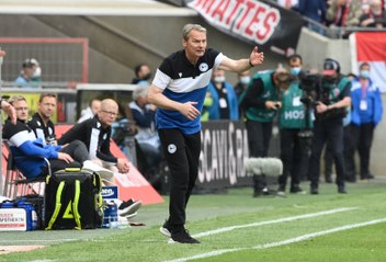 "Können besser Fußballspielen als rechnen": Bielefelds Trainer Kostmann setzt Prioritäten