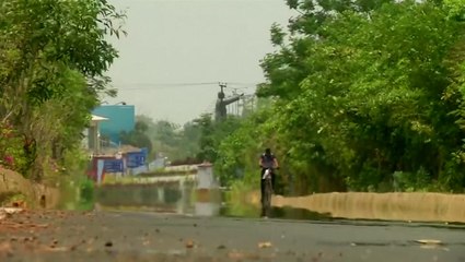 India struggles with extreme heat