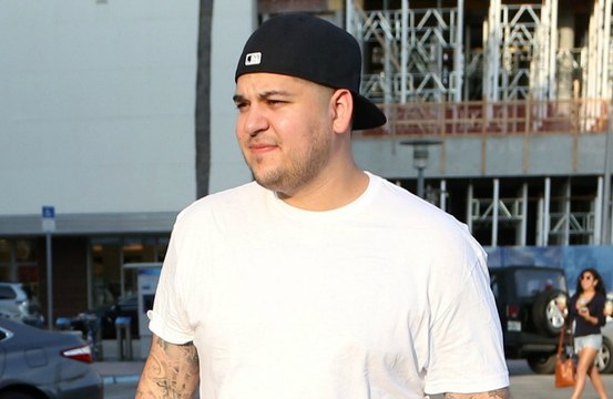 Rob Kardashian accuses Blac Chyna of threatening Kylie Jenner