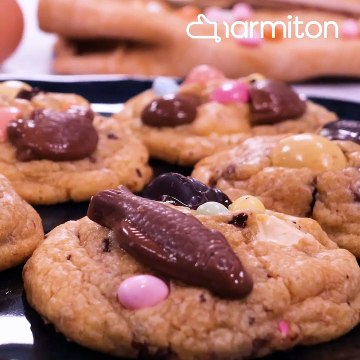 Cookie épais et ultra fondant avec des restes de Pâques