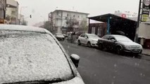 Ardahan'da Mayıs ayında kar sürprizi... Şehir merkezi beyaza büründü