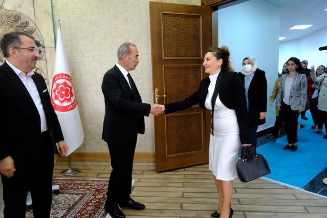 SCÜ'de bayramlaşma merasimi düzenlendi