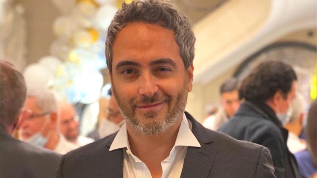 VOICI : Benjamin Azoulay : qui est ce chirurgien esthétique accusé par certaines stars de la télé-réalité ?