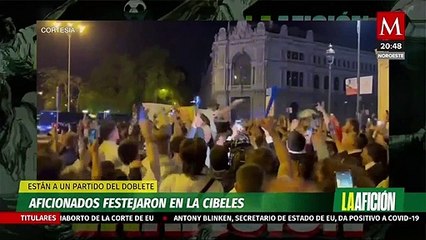 Aficionados del Resal Madrid festejan triunfo en la Cibeles