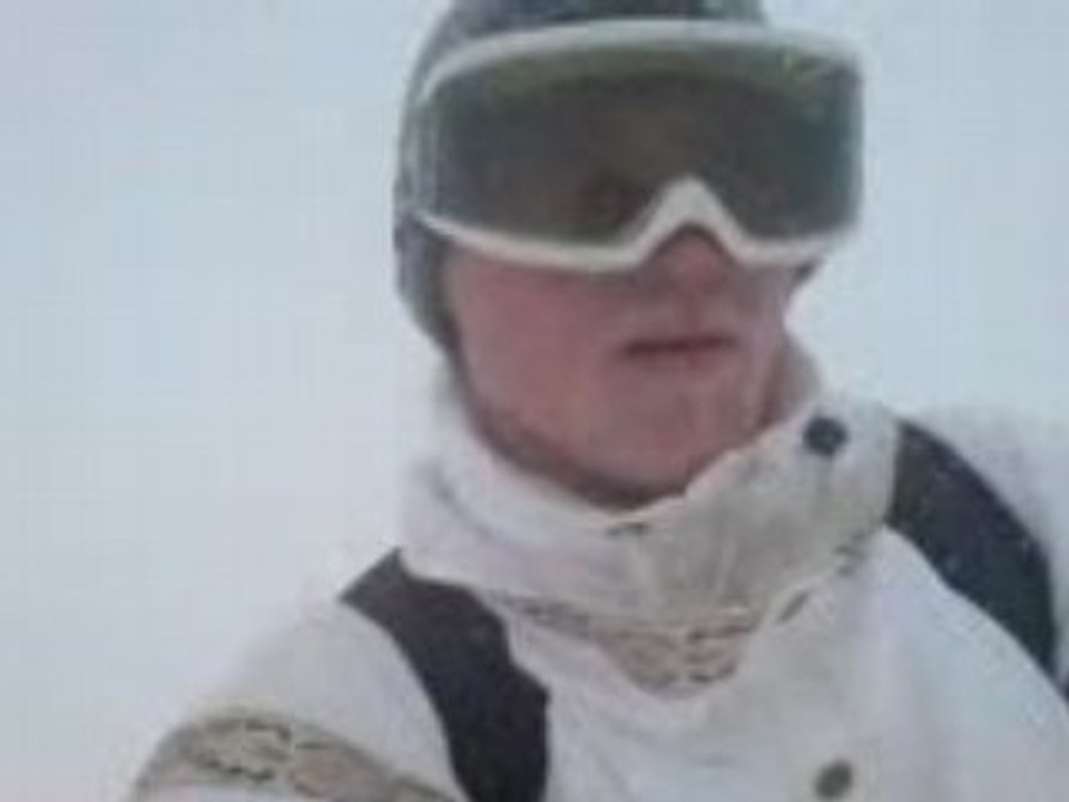 moi au ski avec ma cousine