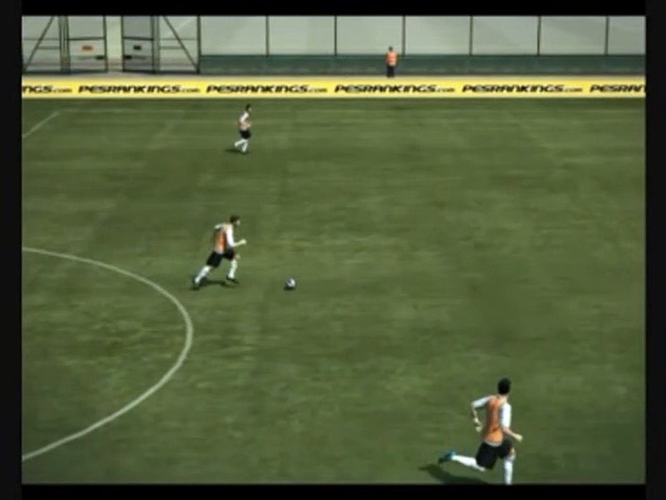 Pro Evolution Soccer 2010 Dribbling part.1