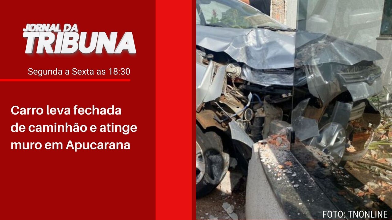 Carro leva fechada de caminhão e atinge muro em Apucarana