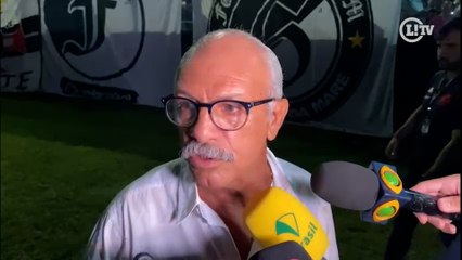 Download Video: Júnior comparece em homenagem para Roberto Dinamite em São Januário e diz que a rivalidade ficou no passado