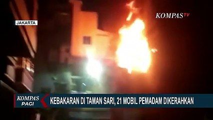 Скачать видео: Menjalar ke 10 Rumah, Kebakaran di Taman Sari Jakarta Butuh 21 Mobil Damkar untuk Padamkan Api