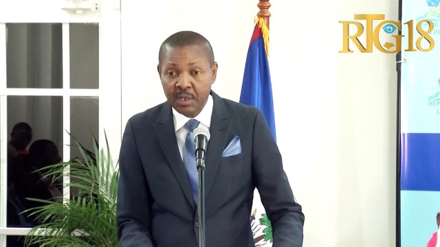 Responsab yo nan Komisyon Nasyonal Mache Piblik lanse yon pwogram ki rele Rendez-vous du Mois