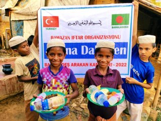 Sanatçı Aleyna Dalveren'den yardıma muhtaç Müslüman coğrafyalara yardım eli