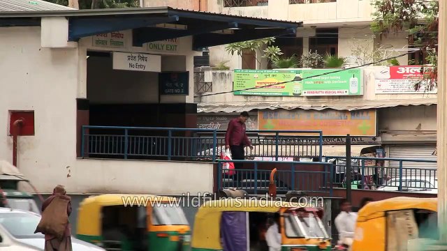 Adarsh Nagar metro station