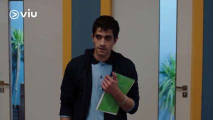 بتشم بودرة!