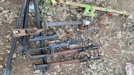 Mehmetçik, 'Pençe Kilit'le teröristlerin inlerine giriyor