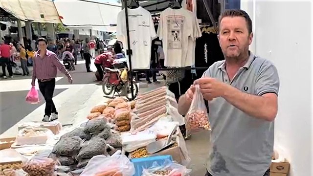 Vatandaş parasızlıktan 10 liralık şeker alıyor