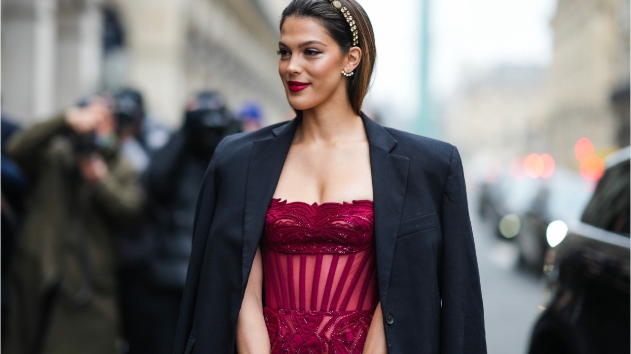 Voici - "C'était une évidence" : Iris Mittenaere fait de rares confidences sur sa rencontre avec son chéri Diego El Glaoui