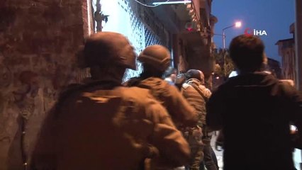 İstanbul'da uyuşturucu operasyonlarında yakalanan 29 zanlı tutuklandı