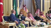 Эрдоган приехал в Саудовскую Аравию впервые после убийства Хашогджи