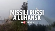 Guerra in Ucraina, carro armato anti mine russo apre il fuoco nella regione occupata di Luhansk