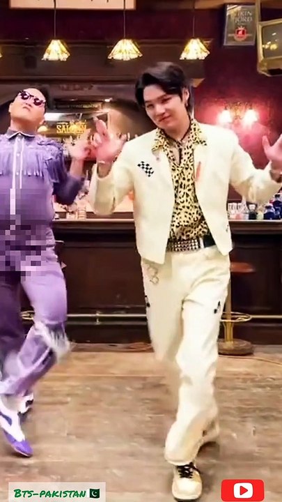 i cant stop watching Suga  he is on fire #thatthatpsy #suga #minyoongi #btspakistan