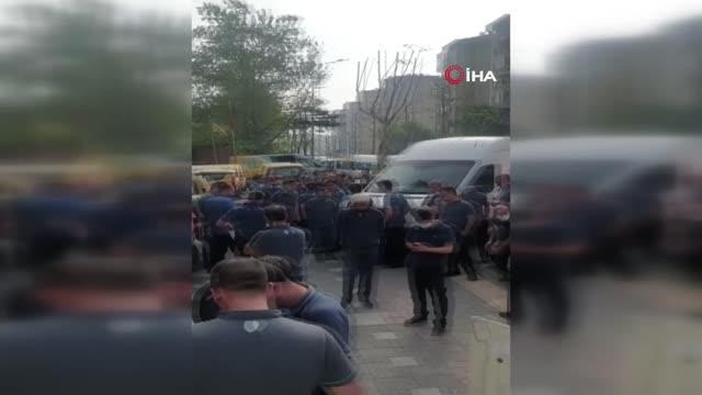 Bursa'da PTT çalışanları ağır çalışma koşulları sebebiyle dağıtıma çıkmayarak eylem yaptı