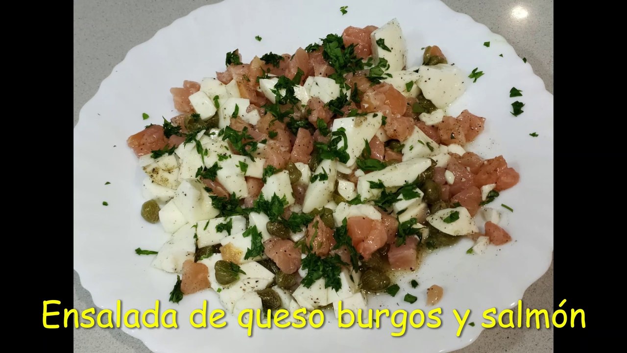 ENSALADA DE SALMÓN Y QUESO BURGOS. Receta paso a paso