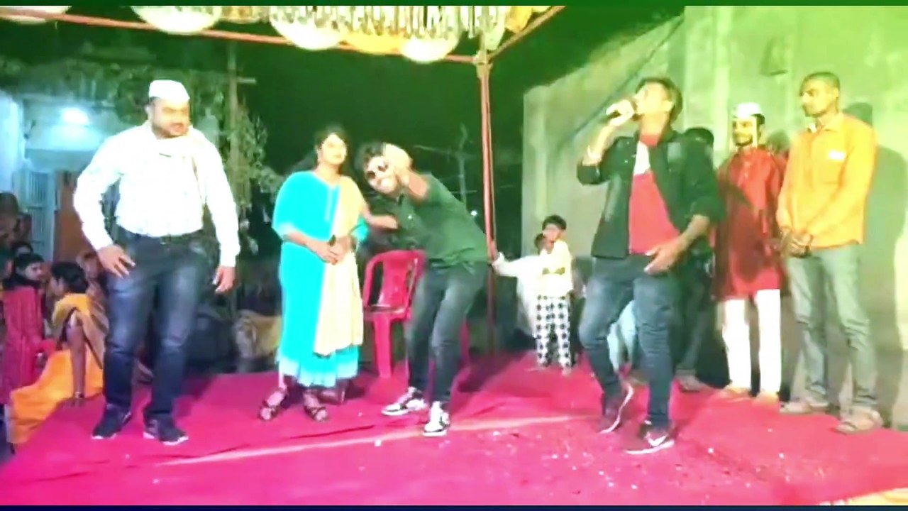सटाणा विरगाव येथे लाईव्ह शो
