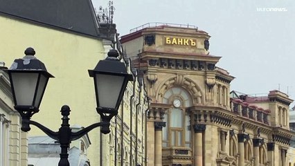 Economia russa contrai entre 8% e 10% em 2022