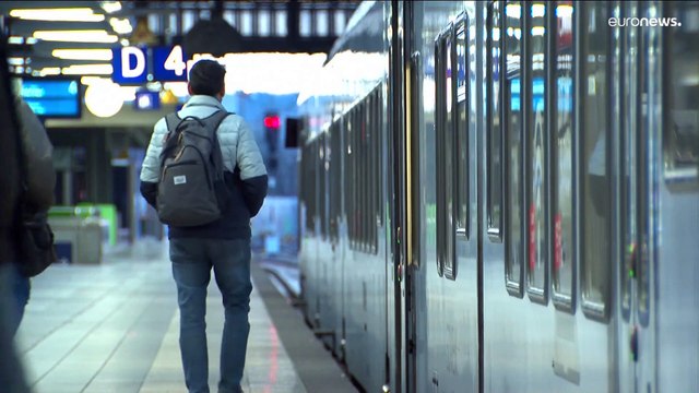 Месяц езды на транспорте за 9 евро