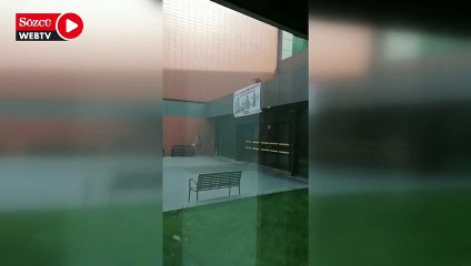 Bursa'da gezi pankartı polis ekiplerince kaldırıldı