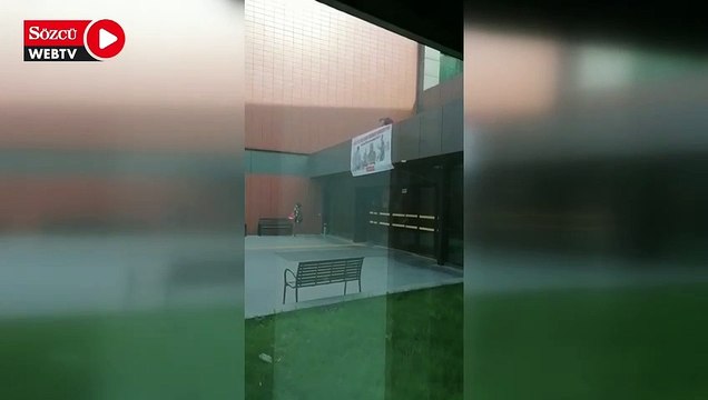 Bursa'da gezi pankartı polis ekiplerince kaldırıldı