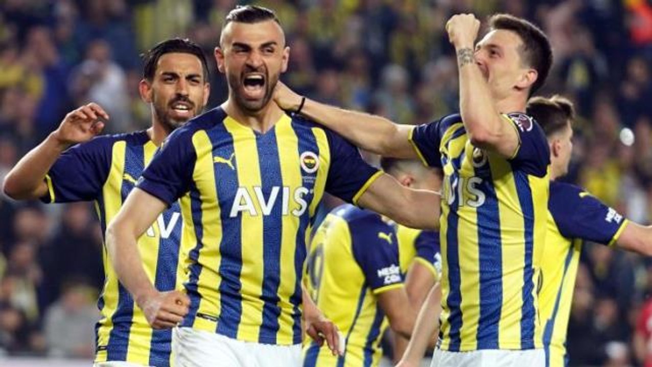 "Niye böyle bir şey yaptılar anlamadım" diyen Serdar Dursun, penaltıyı kaçırma sebebini anlattı