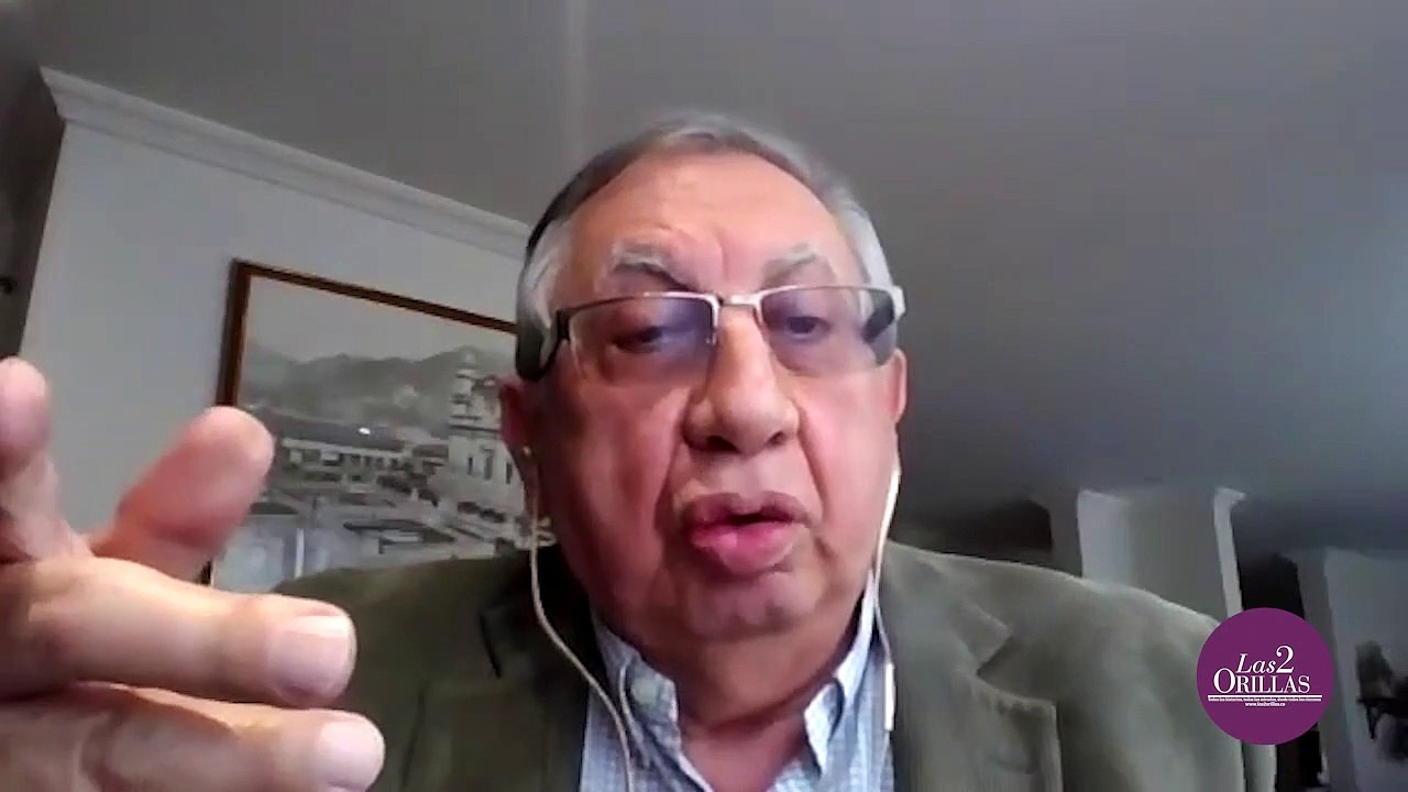 El coronel que se le enfrentó a los paramilitares. Carlos Velásquez