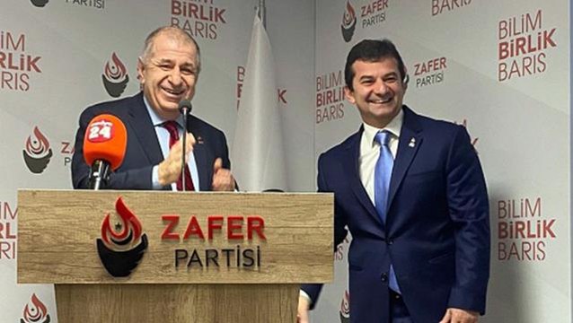 Zafer Partisi'nde gece yarısı istifa depremi! Genel Başkan Yardımcısı Bartu Soral, partiden ayrıldı
