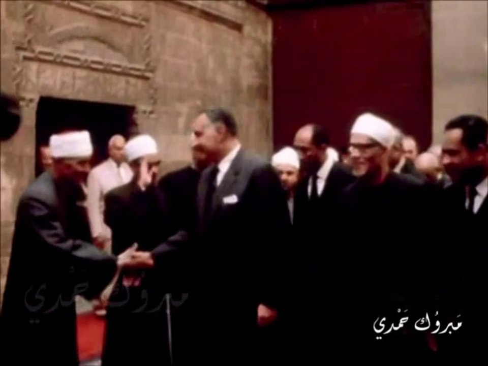 الرئيس جمال عبد الناصر يؤدي صلاة الجمعة الاخيرة...