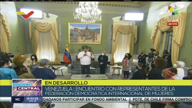 Presidente Nicolás Maduro se reúne con representantes de la Federación Internacional de Mujeres