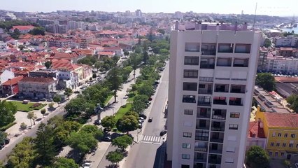 Flüchtlinge aus der Ukraine in Portugal von Pro-Putin-Russen befragt