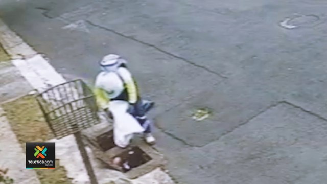 tn7-Graban a empleado de empresa contratada por municipalidad botando basura en alcantarillas-290422