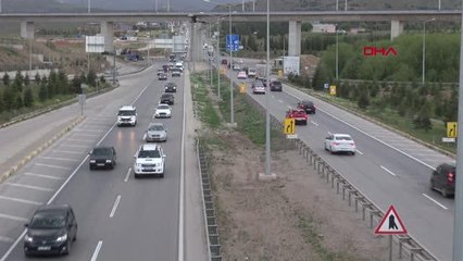 KIRIKKALE'DE KİLİT KAVŞAKTA BAYRAM YOĞUNLUĞU