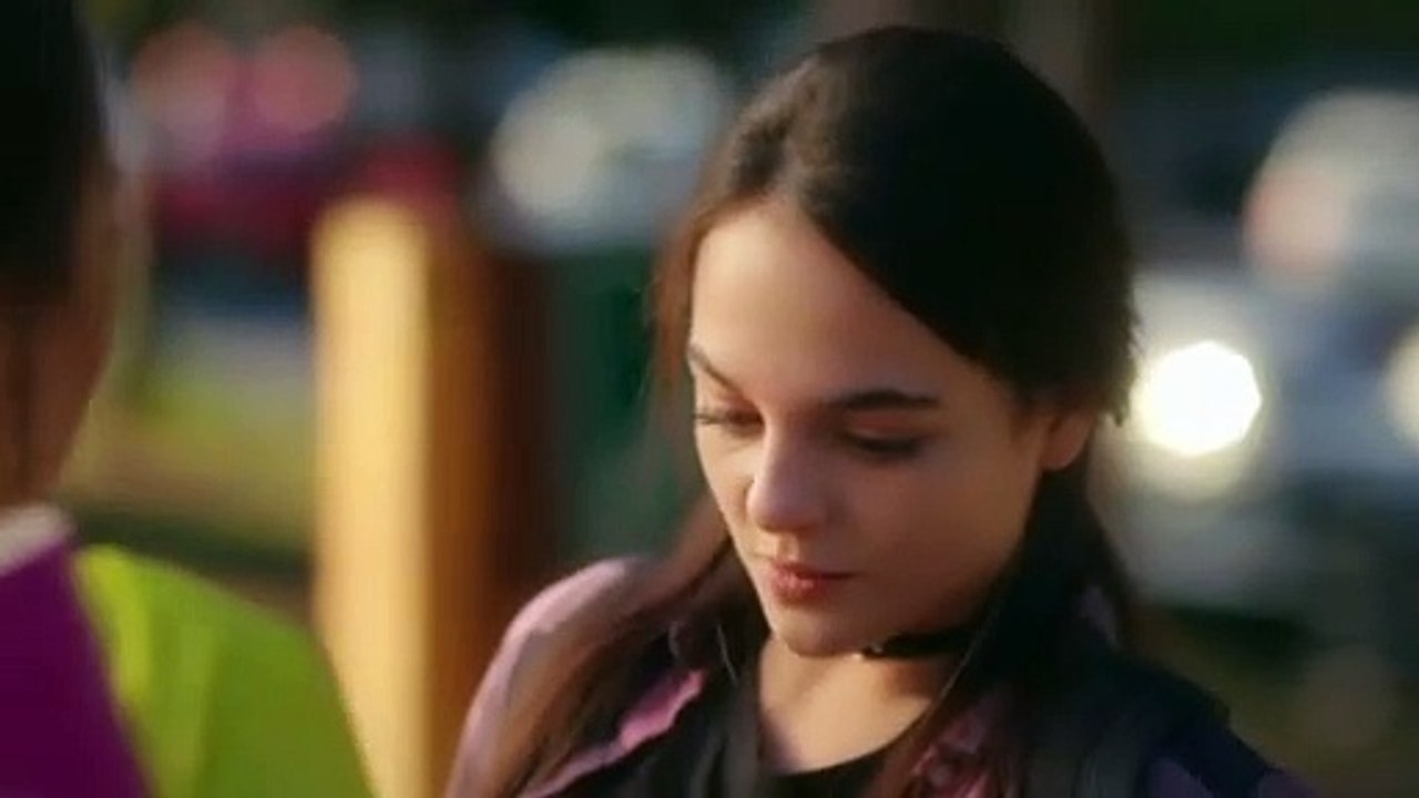 Stiletto Vendetta - Capítulo 11 - Audio Español - Ufak Tefek Cinayetler - Vídeo Dailymotion