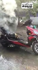 அதிர்ச்சி... திடீரென தீப்பற்றிய எலெக்ட்ரிக் வாகனம்! அலறிய உரிமையாளர்..!